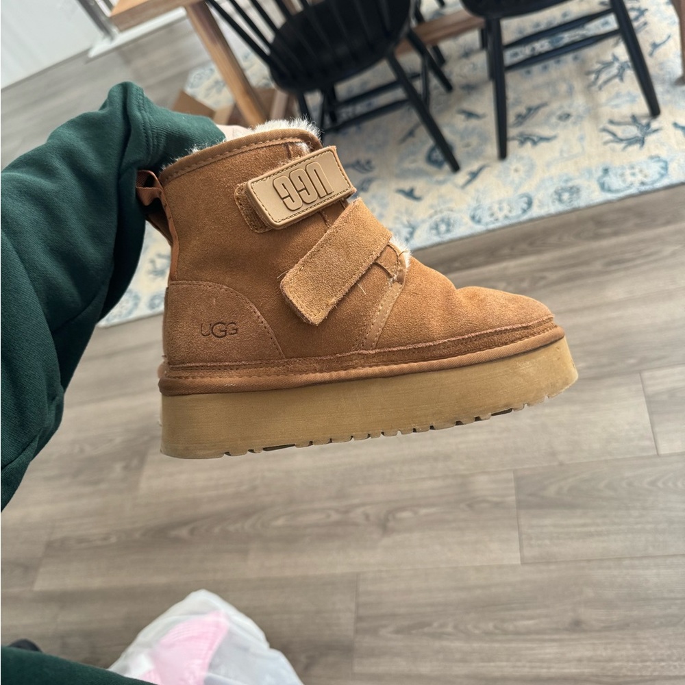 Women’s Ugg boots size 8